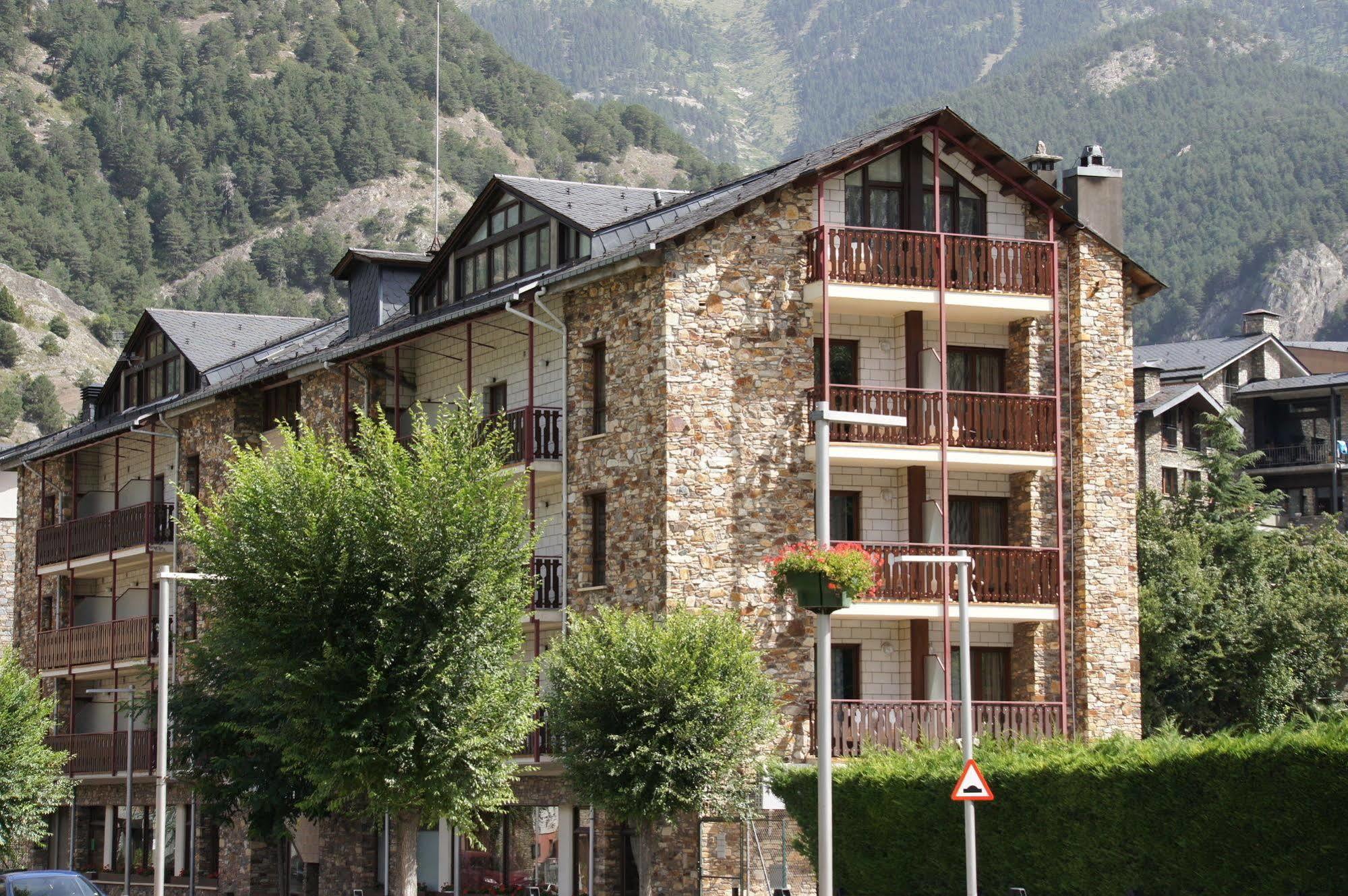 HOTEL LA PLANADA ORDINO 3* (Andorra) - from £ 56 | HOTELMIX